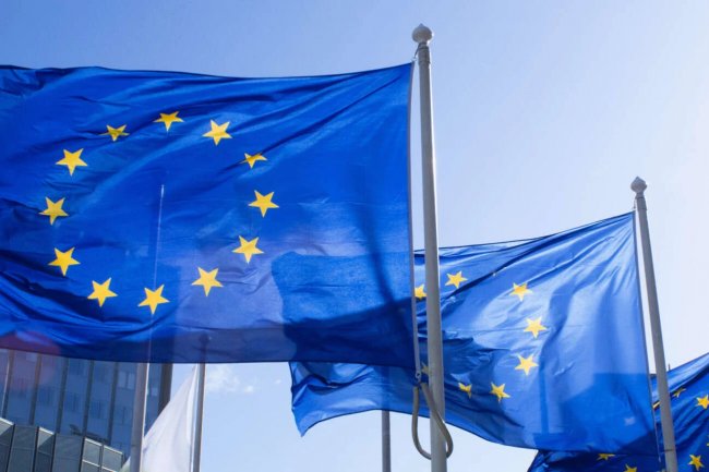 ECB: Djital Euronun Maksimum Arzı 1.5 Trilyon Olacak.