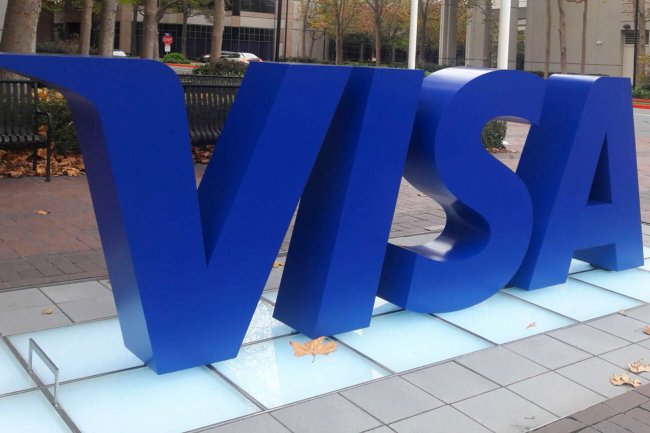 FTX’in Ardından Blockchain.com da Müşterilerinin Kripto Hesaplarını Bağlayabileceği Banka Kartlarını Kullanıma Sunuyor