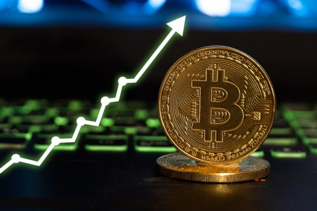 Bitcoin fiyatı 19.000 doları zorluyor