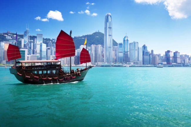 Hong Kong Açıkladı: Yalnızca Bu Grup Kripto Paralara İzin Verecek