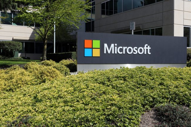 Microsoft Bu Altcoin ile Ortaklık Kurdu, Fiyat Uçuşa Geçti!