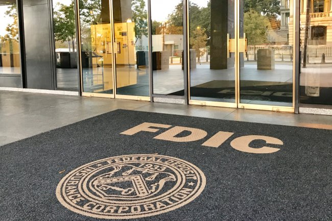 FDIC’den Kapatılan Signature Bank Satışı İçin Kripto Şartı