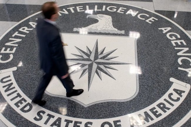 Bitcoin Geliştiricisi CIA’ya Gitti, Sonra Satoshi Nakamoto Ortadan Kayboldu!