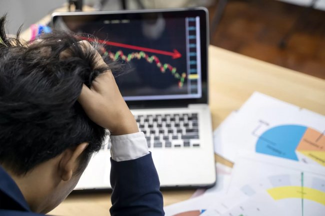 Bitcoin ve Altcoin’lerin Son Düşüşü, 30 Bin Yatırımcıyı Batırdı!