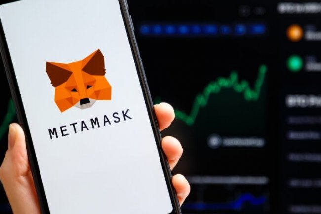 Apple ile Bitcoin Cüzdanı MetaMask Arasındaki Kriz Çözüldü! İşte Ayrıntılar..