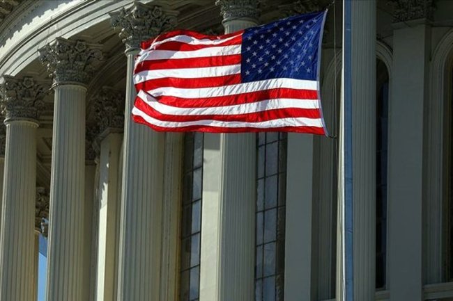 Arizona’nın Demokrat Valisi, Bitcoin (BTC) Rezerv Yasasını Veto Etti!