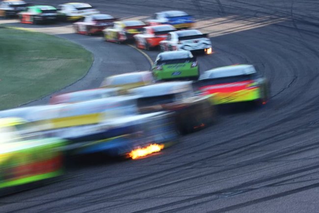 Altcoin Ralli Sinyali Geldi: Devler Bitcoin (BTC) Satıp Ethereum (ETH) Alıyor!