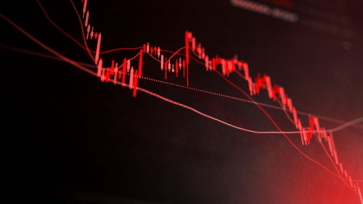 SON DAKİKA: Bitcoin Düşüşe Geçti, Altcoin’lerde Çöküş Yaşandı! Neler Oluyor?